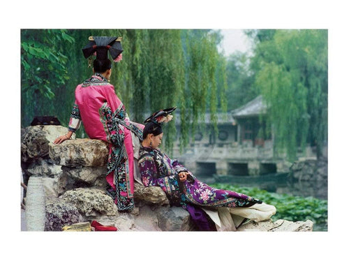 Basil Pao  Garden of Fragrant Light affiche art 80x60cm | yourdeclineoration.com