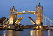 Dimex Tower Bridge Night Papier Peint 375x250cm 5 bandes | yourdeclineoration.com